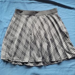 Black Grey Plaid Elastic Waist Mini Skater Skirt